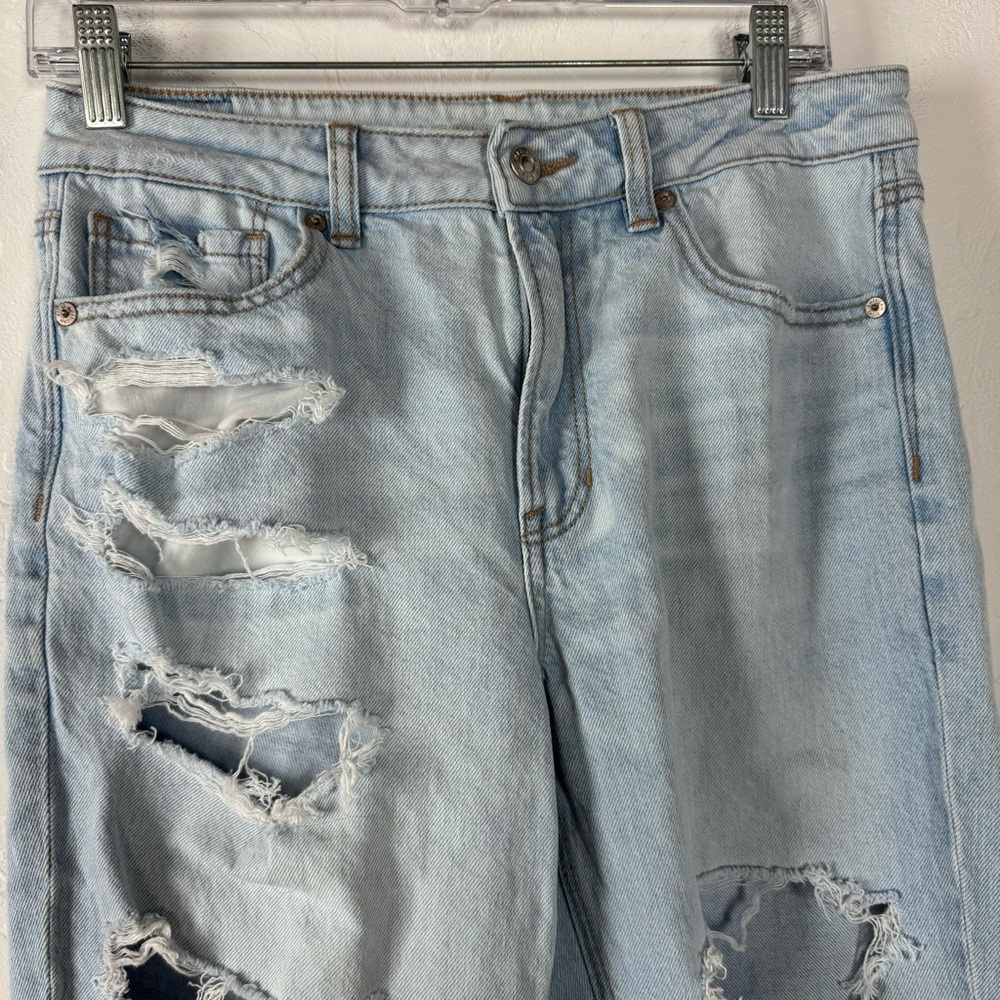 American Eagle Jeans‎ Mom Denim Light Wash Blue Solid Holes Ripped Distressed - Picture 3 of 10